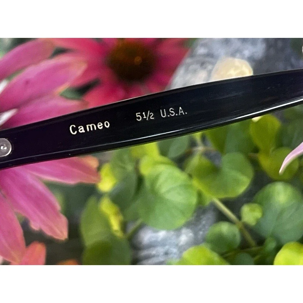Vintage 1960s Cameo Black Rhinestone Cat Eye Eyeglass Frames USA 46/20 5½
